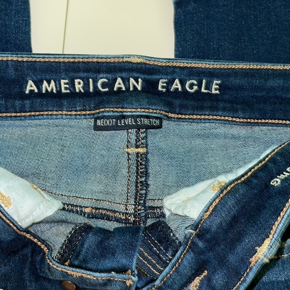 American Eagle Outfitters Dark Wash Demin Jean. - Picture 4 of 6